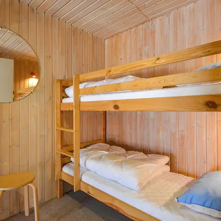 Four-bedroom In Thisted Sønder Vorupør